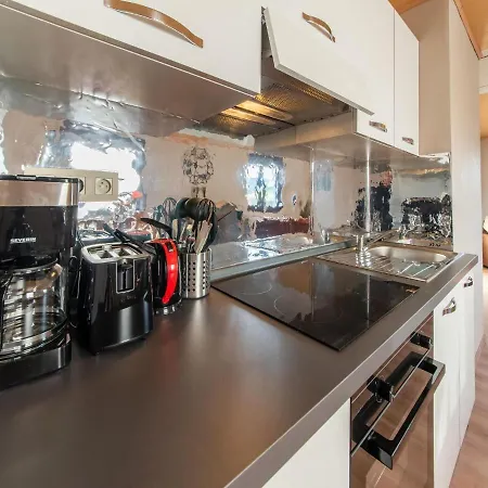 In With Garden Holiday home *