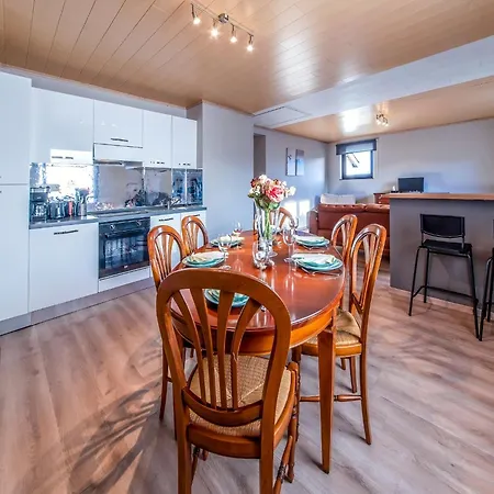 Semesterbostad In With Garden