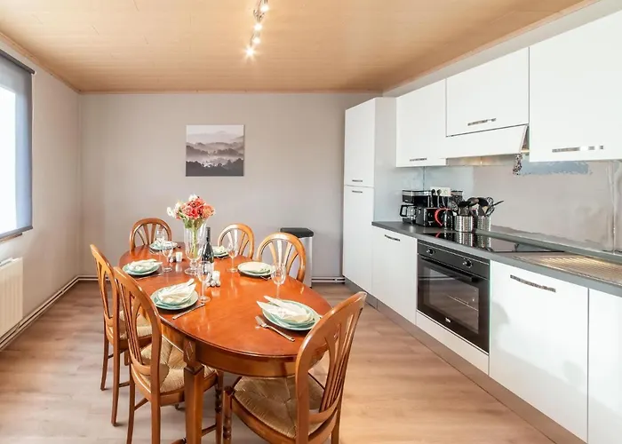 Holiday home In With Garden