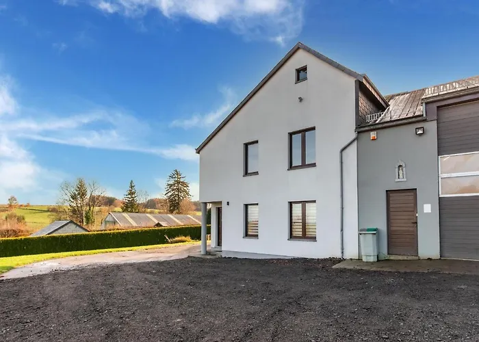 In With Garden Leglise