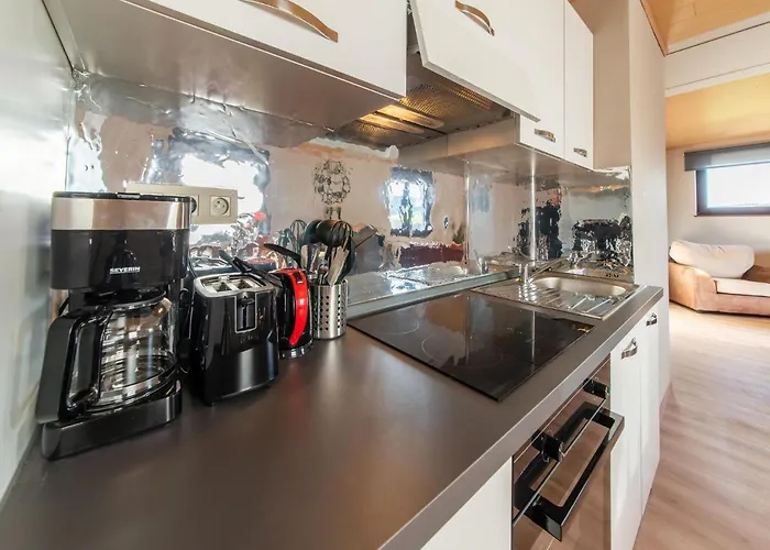 In With Garden Holiday home *