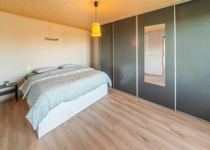 In With Garden Leglise