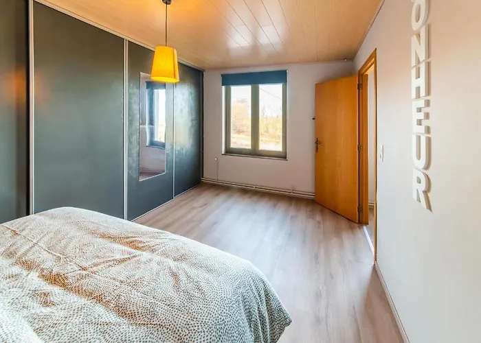 Holiday home In With Garden