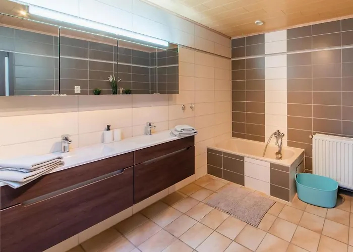 Holiday home In With Garden