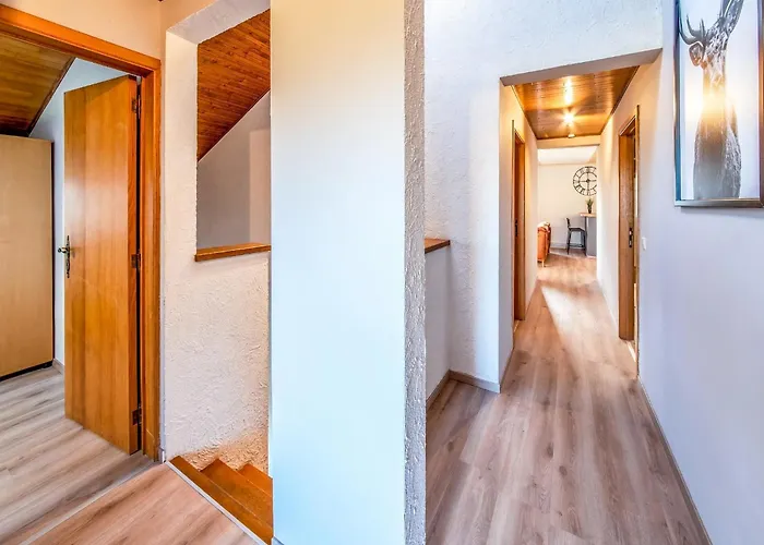 In With Garden * Leglise